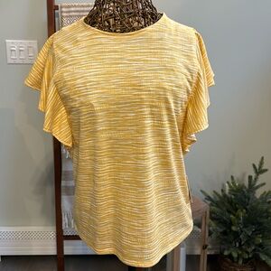 Nine West top size M yellow flared sleeves